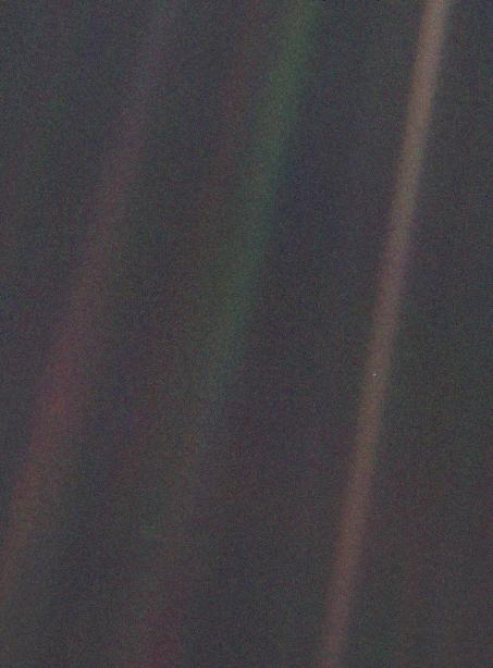 The original 1990 Pale Blue Dot photograph of Earth taken by Voyager 1 from 6 billion km. NASA/JPL.
