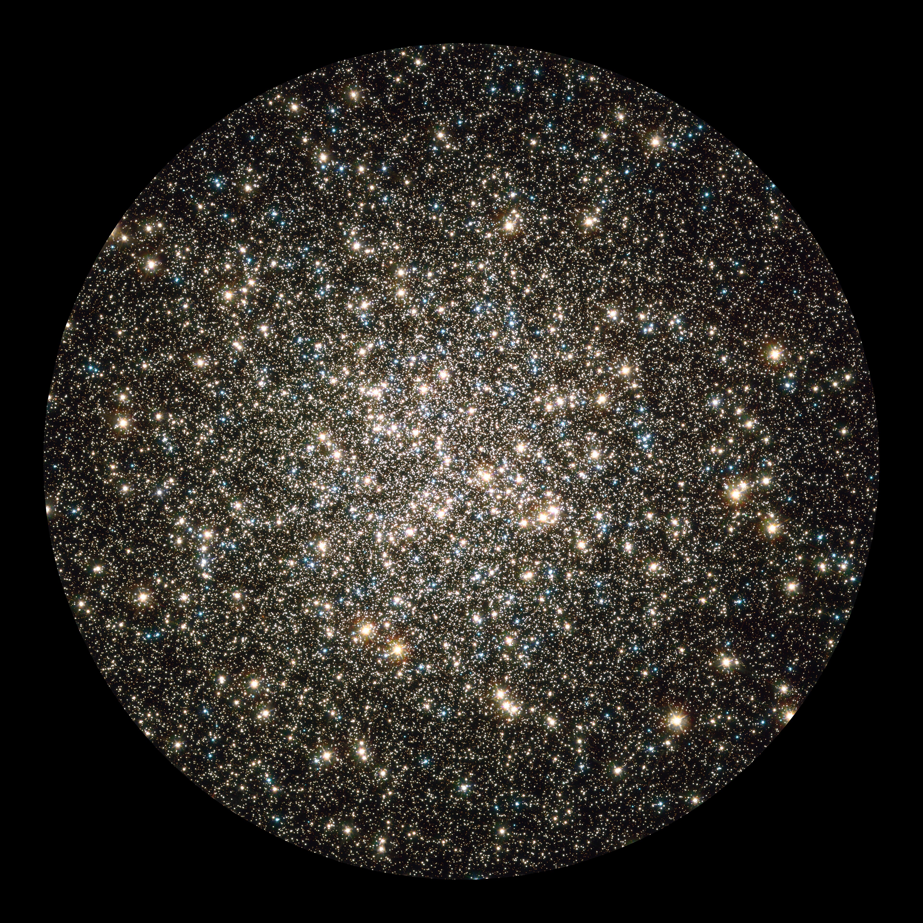Ground-based wide view of the Hercules Cluster M13
